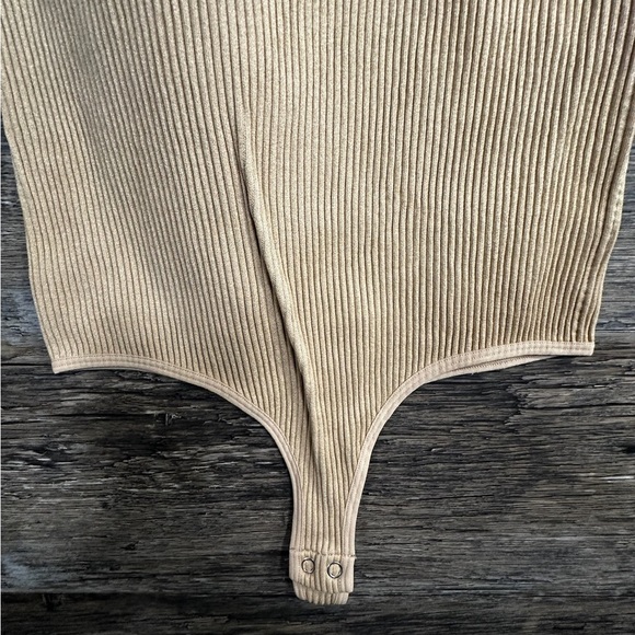 Forever 21 Tan Ribbed Bodysuit - Picture 6 of 6